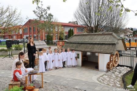 Čarobne zgodbe slovenskih vasi  (11)